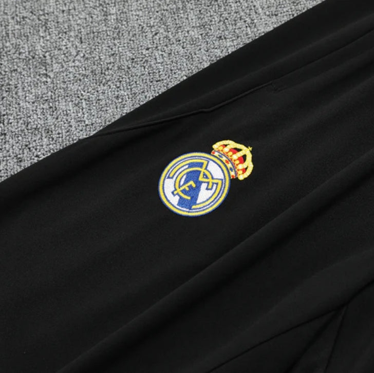 Real Madrid “Forest Serpent” Chándal