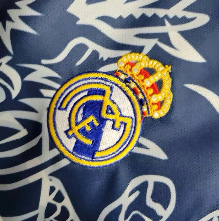 Real Madrid "Dragón Azul" Edición Especial