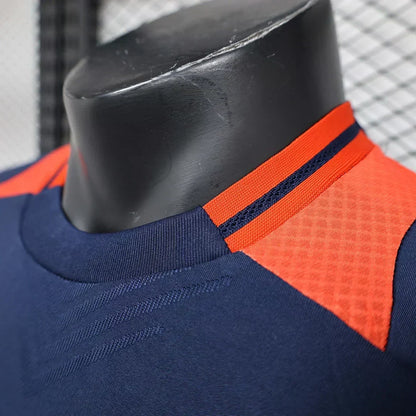 2024/2025 Manchester United Pre-match kit