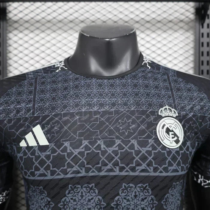 Real Madrid "Mosaic Heritage" Black Edition Edición Especial