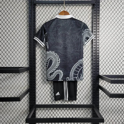 Real Madrid "Dragón Negro" Edición Especial Talla Niño
