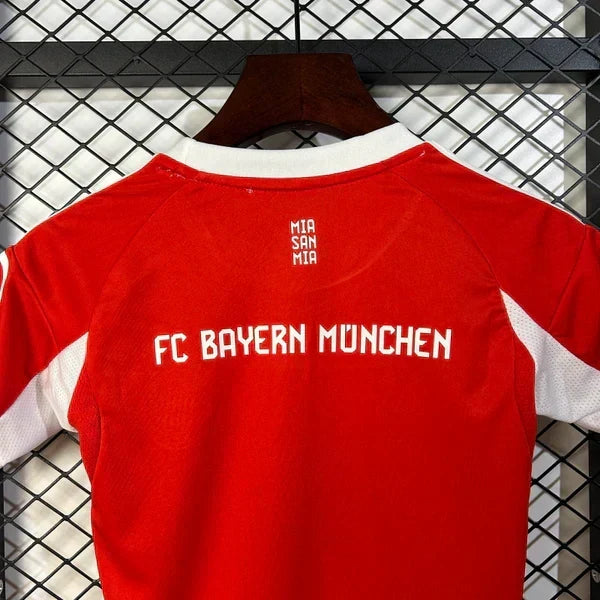 2025/2026 Bayern Munchen Local Kit Talla Niño