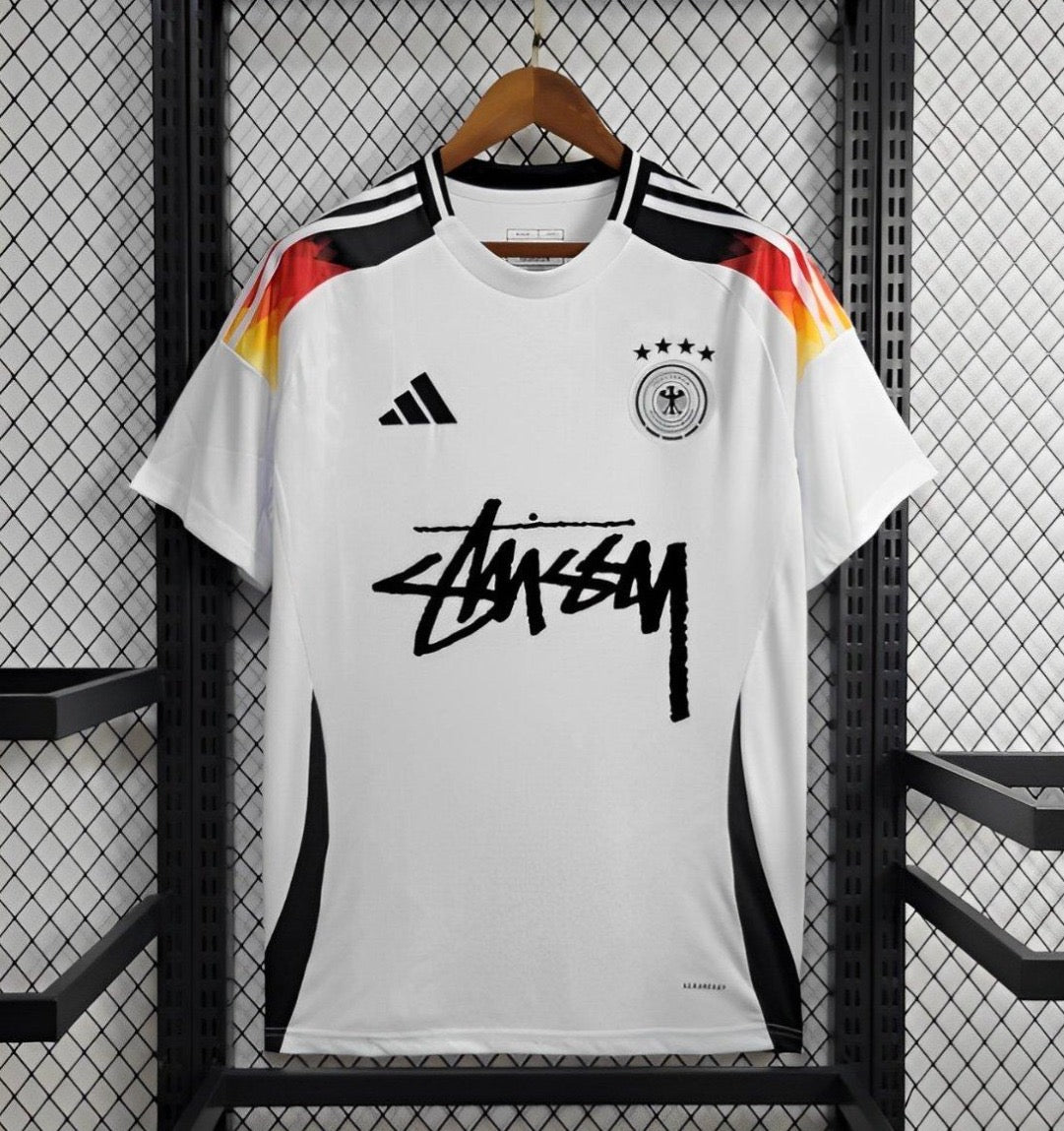 Stussy x Alemania Edición Especial
