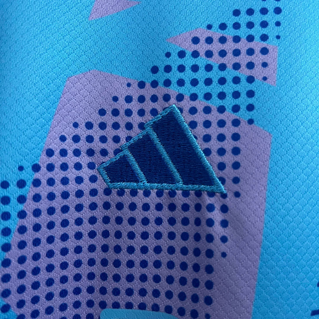 2024/2025 Real Madrid Goalkeeper Kit Talla Niño