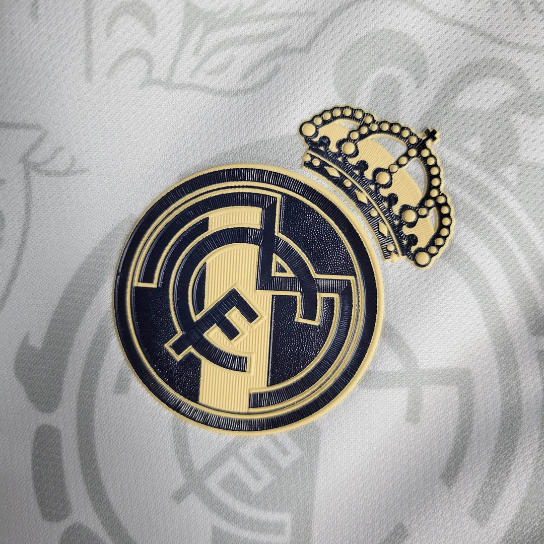 Real Madrid "Imperial Elegance" Edición Especial