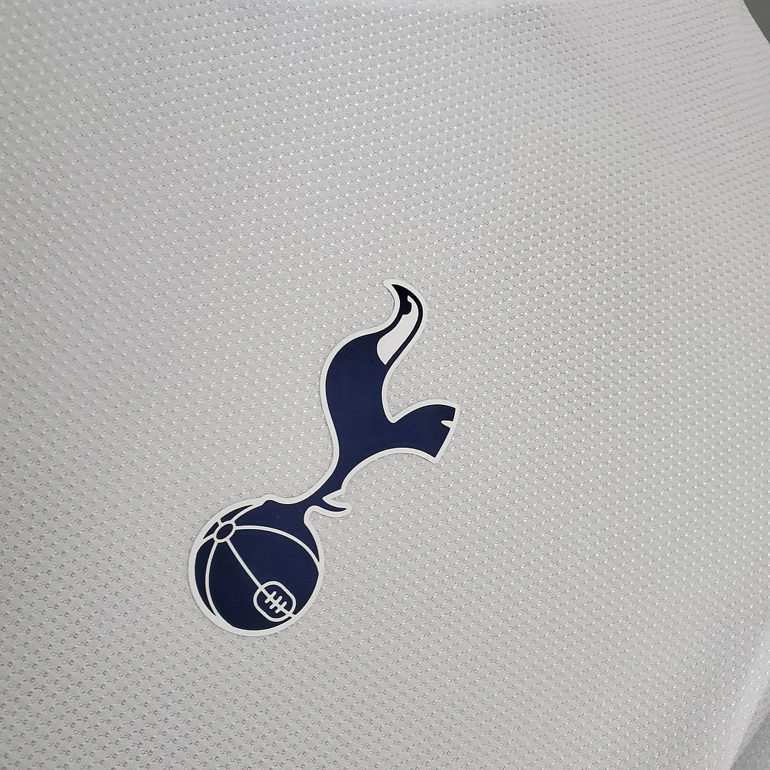 Tottenham 2021/2022 Local