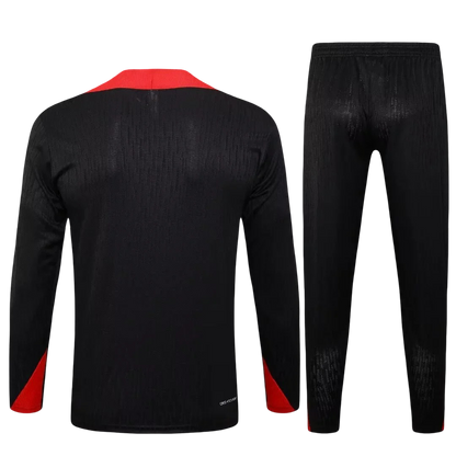 Liverpool Black and Red Chándal