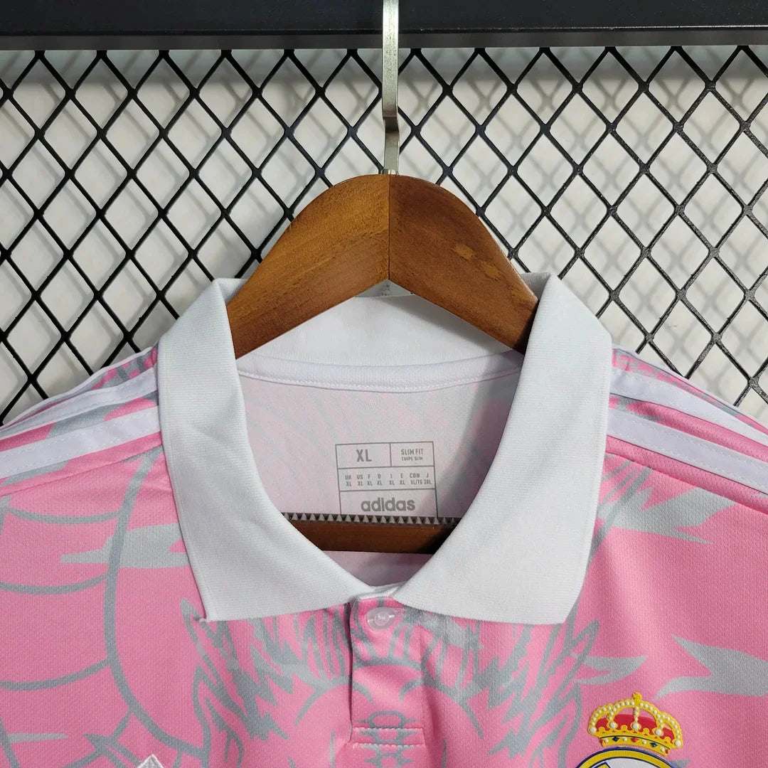 Real Madrid "Dragón Rosa" Edición Especial