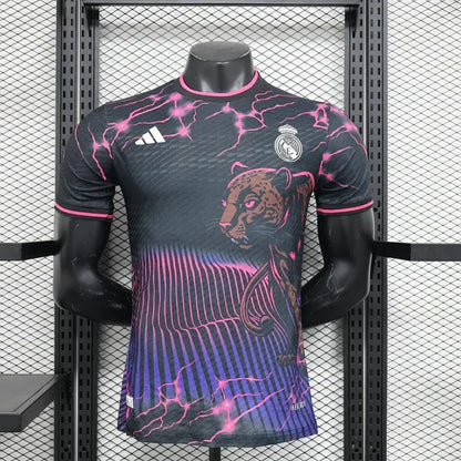 Real Madrid "Aurora Panther" Edición Especial