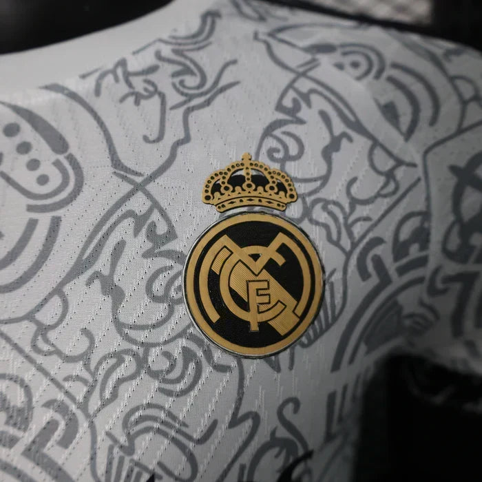Real Madrid "Galactic Fortress" Edición Especial