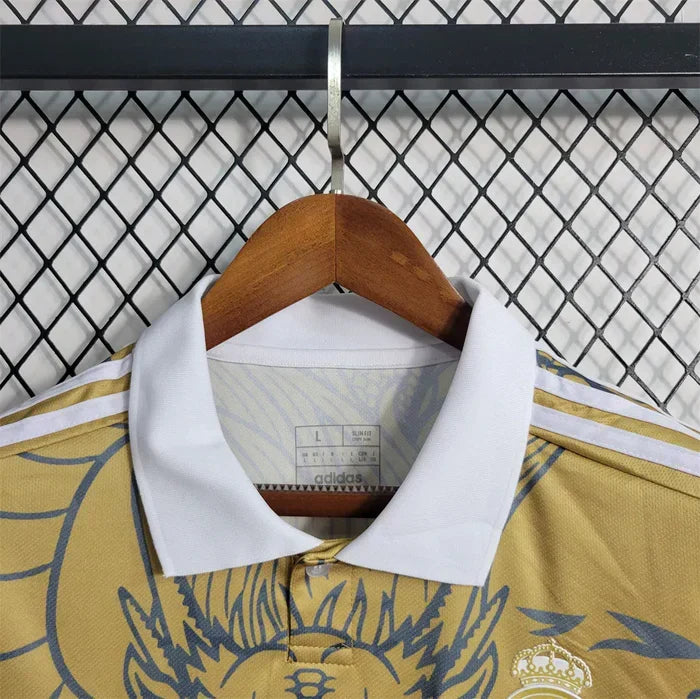 Real Madrid "Dragón Dorado" Edición Especial