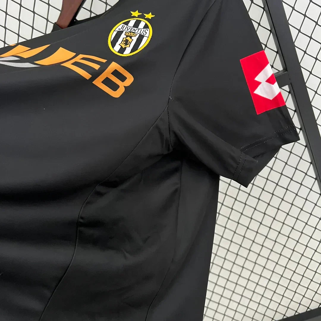 2001-2002 Retro Juventus Visitante