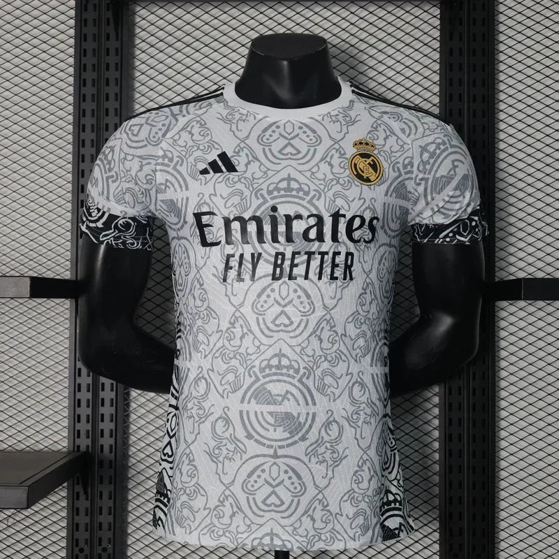 Real Madrid "Galactic Fortress" Edición Especial