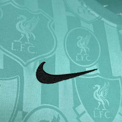 2024/2025 Liverpool Entrenamiento Wear