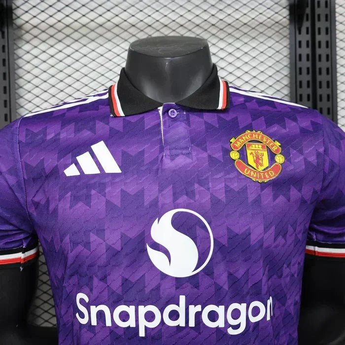 Manchester United "Midnight Essence" Edición Especial
