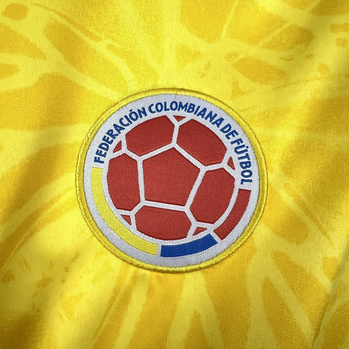 Colombia Local Kit 2026 Manga Larga