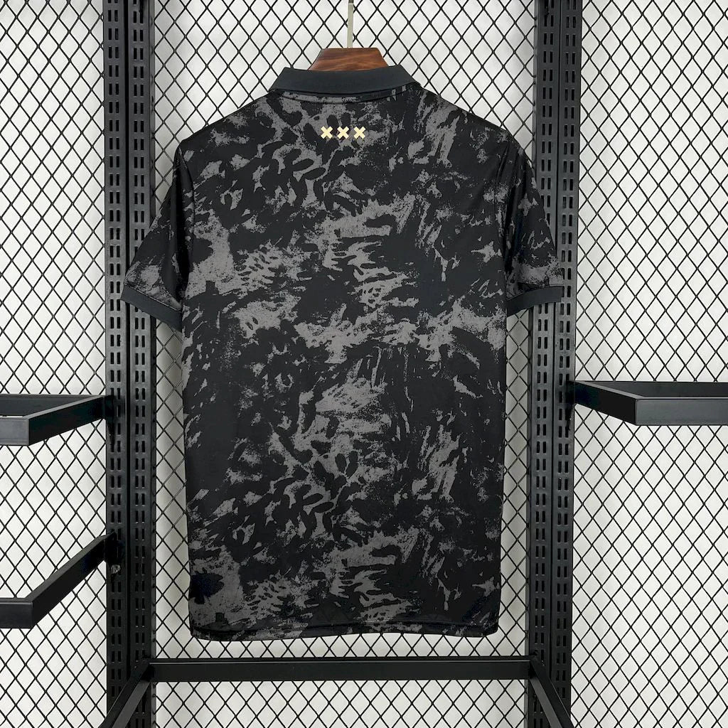 Ajax X Stone Island Edición Especial