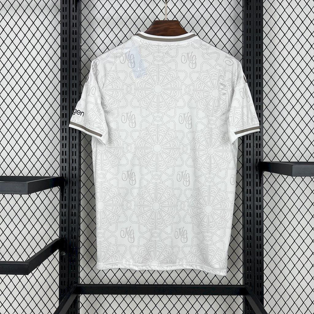 2025/2026 Nottingham Forest Visitante Kit