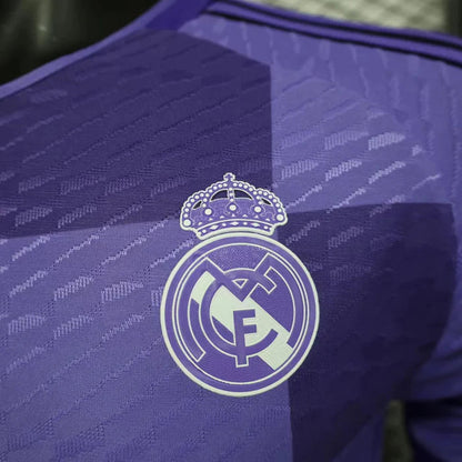 Real Madrid "Royal Violet Madrid" Edición Especial