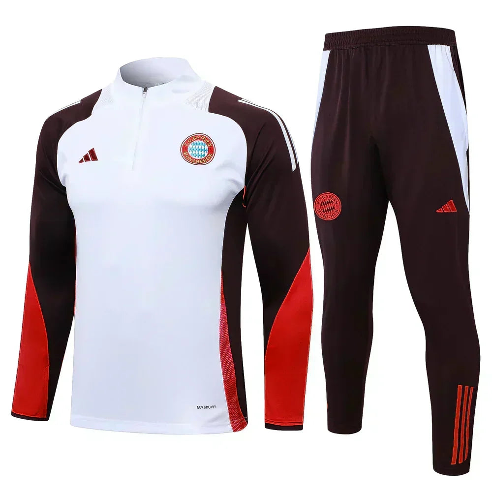 Bayern Munchen Brown and White Chándal