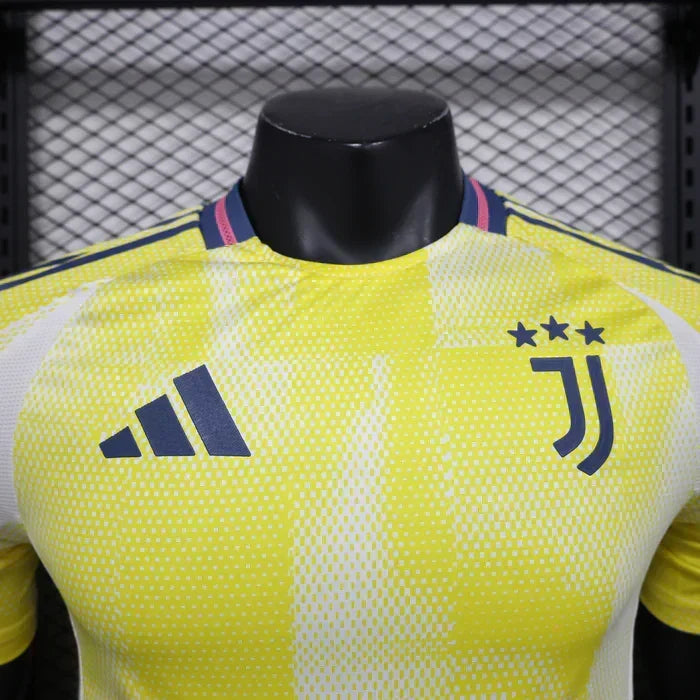 Juventus 2024/2025 Visitante Kit