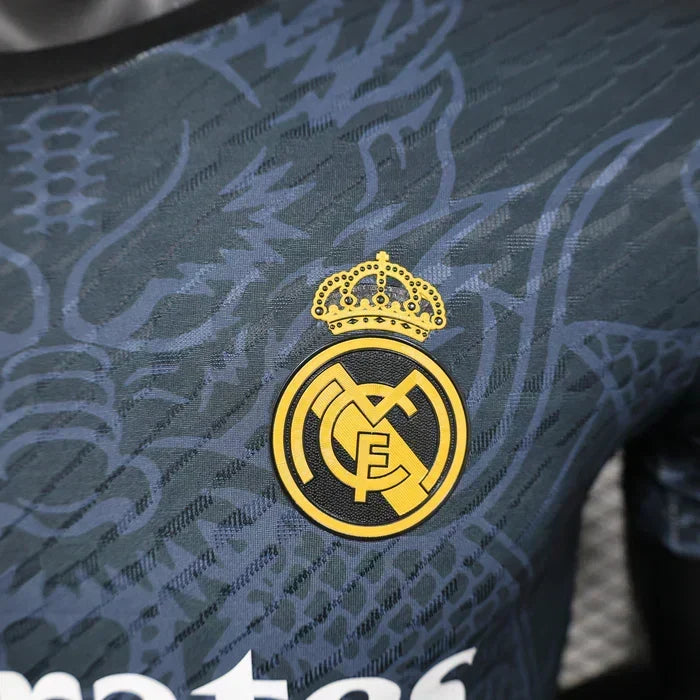 Real Madrid "Midnight Dragon" Edición Especial