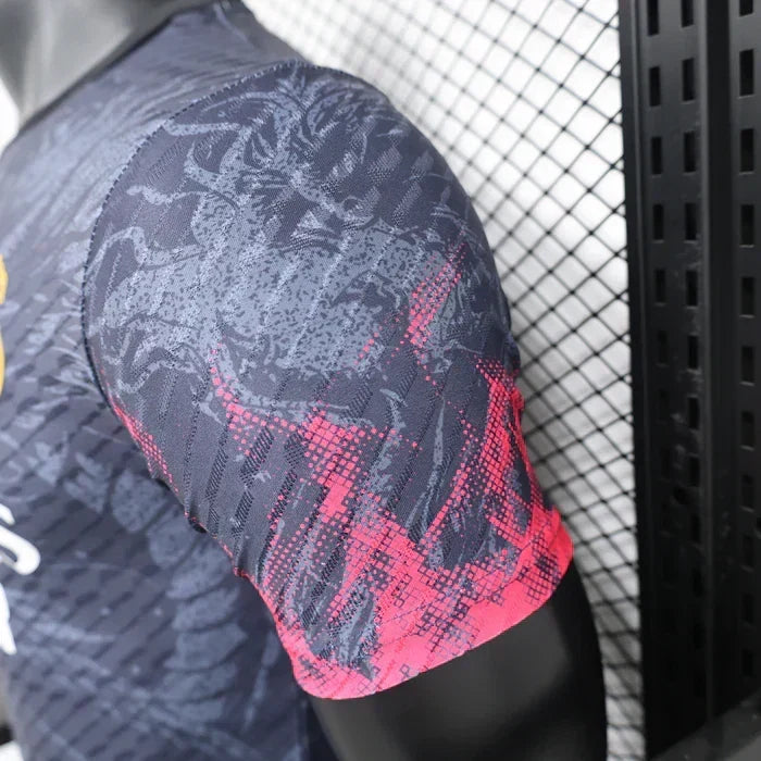 Real Madrid "Crimson Fury" Edición Especial