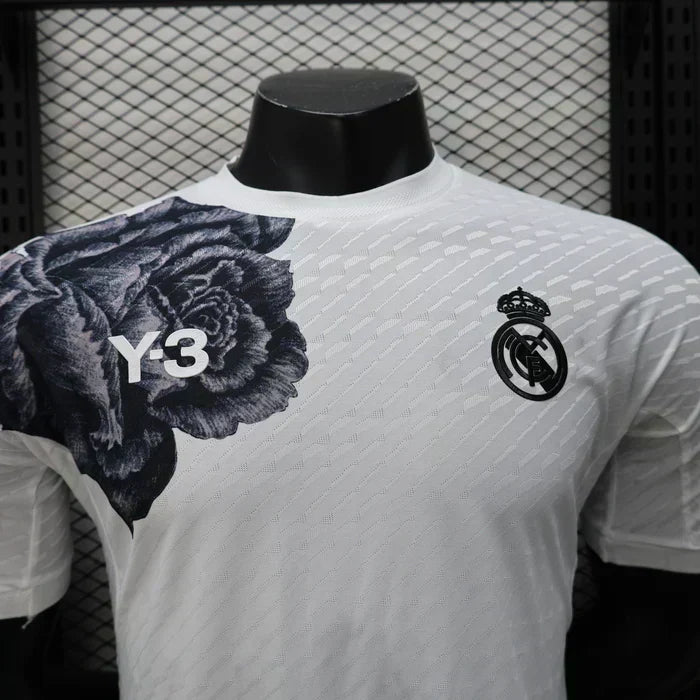 Real Madrid "Floral Elegance" Edición Especial