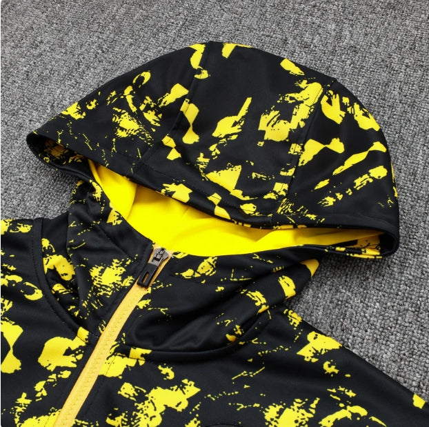 Borussia Dortmund Black and Yellow Chándal II
