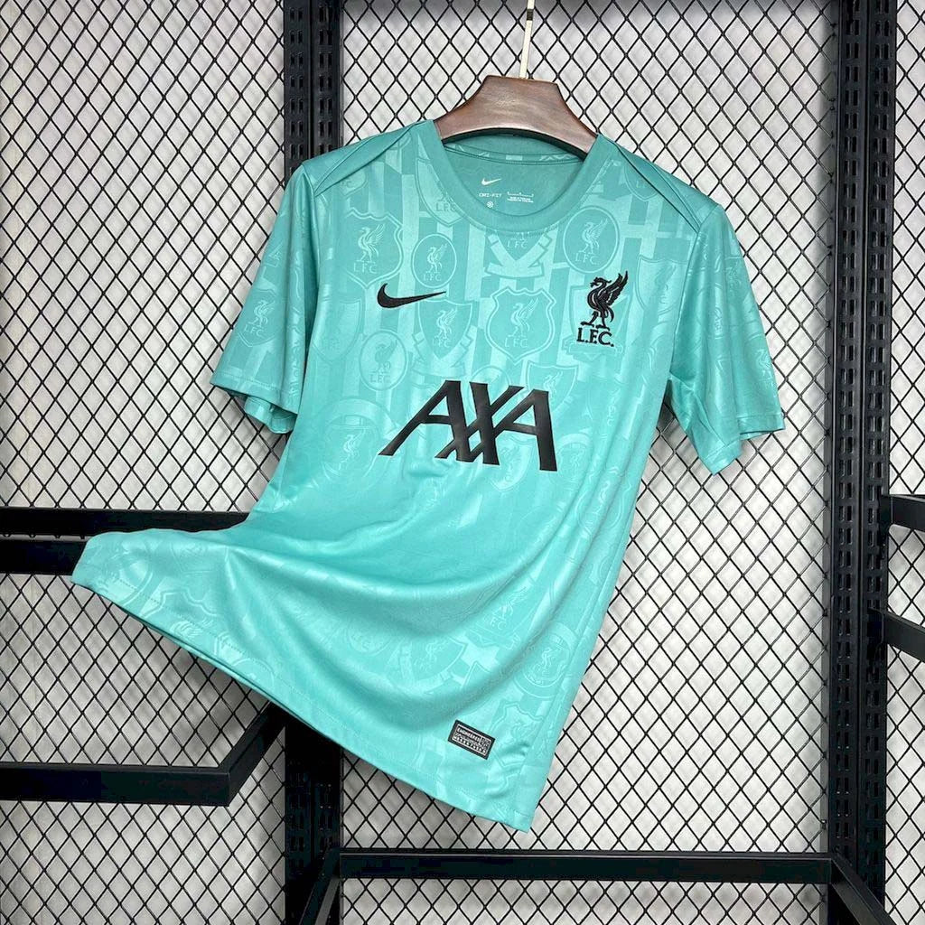 2024/2025 Liverpool Entrenamiento Wear