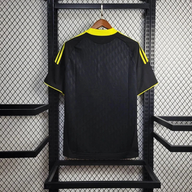 2010-2011 Retro Liverpool Alternativa Visitante