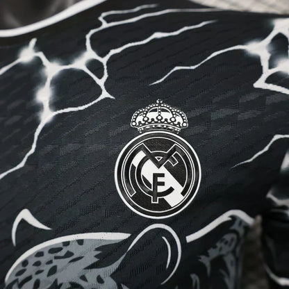 Real Madrid "Black Panther" Edición Especial