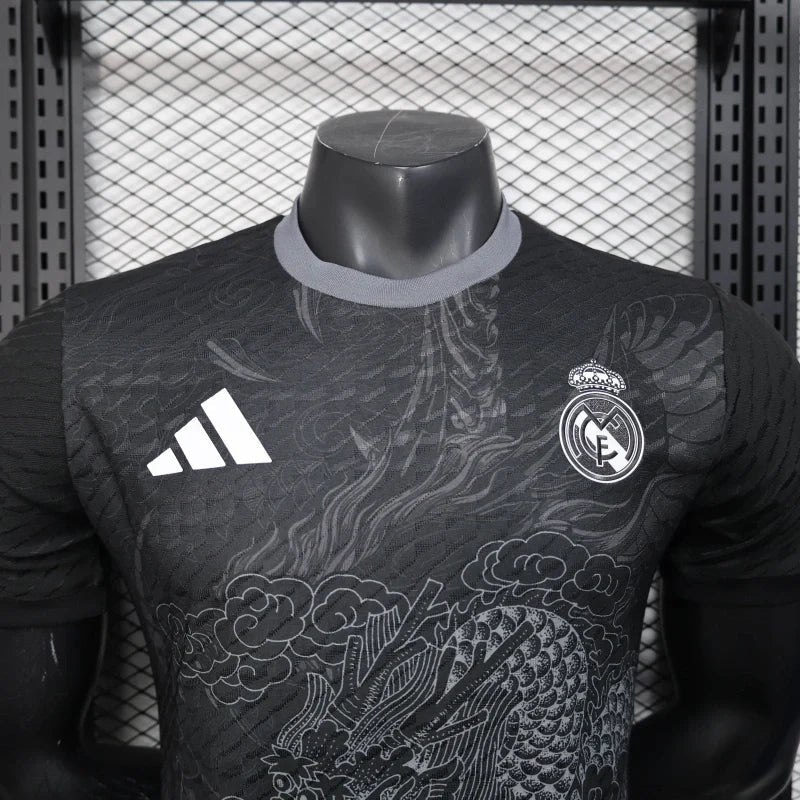 Real Madrid "Lunar Shard" Edición Especial