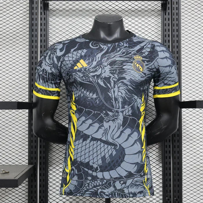 Real Madrid "Silver Fang" Edición Especial