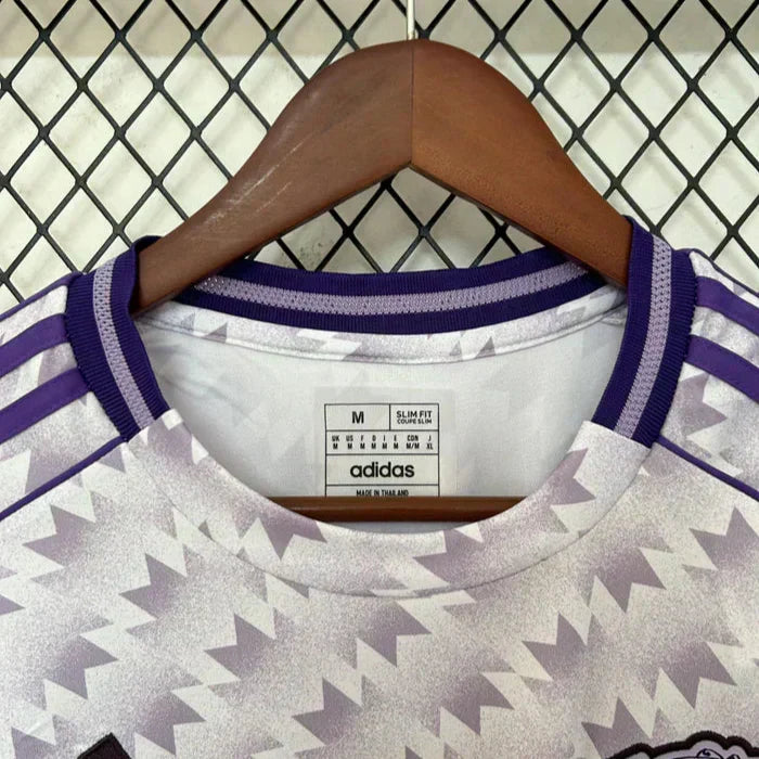 Manchester United "Purple Thunder" Edición Especial