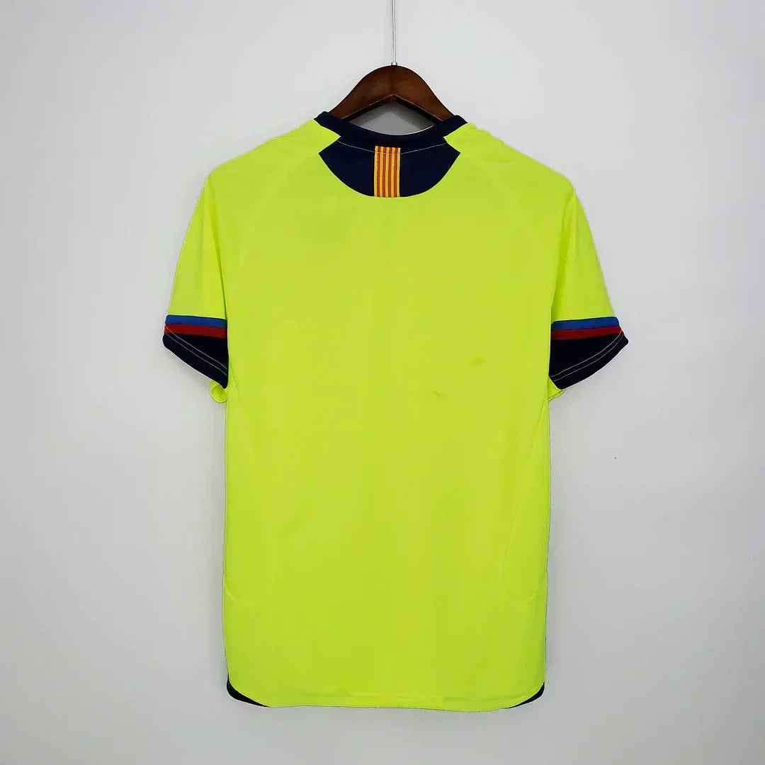 2005-2006 Retro Barcelona Visitante