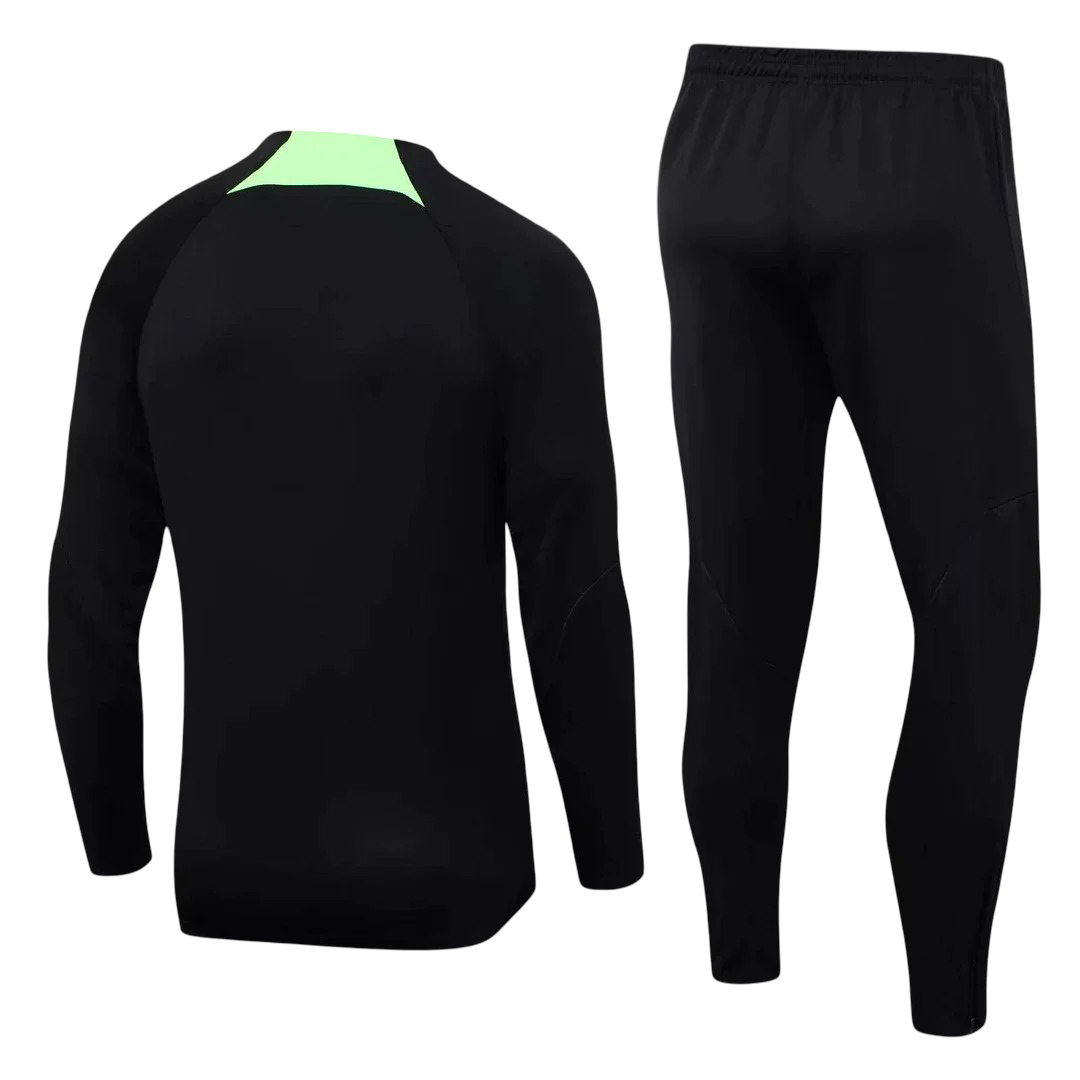 Liverpool Black Chándal