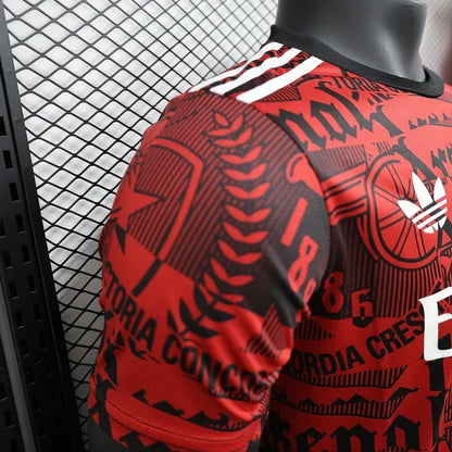 Arsenal "Scarlet Shadow" Edición Especial