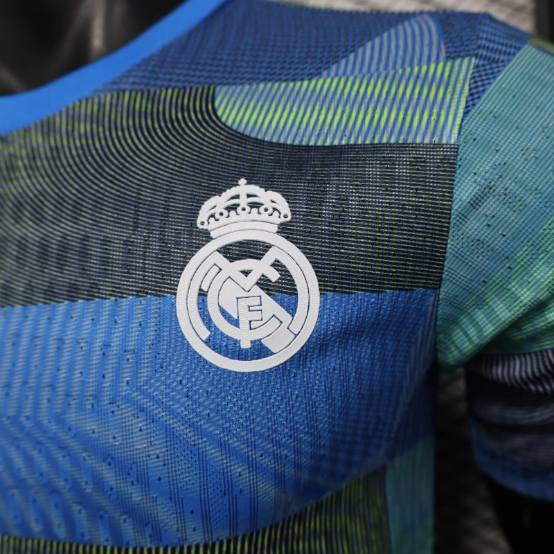 Real Madrid "Aqua Grid" Edición Especial
