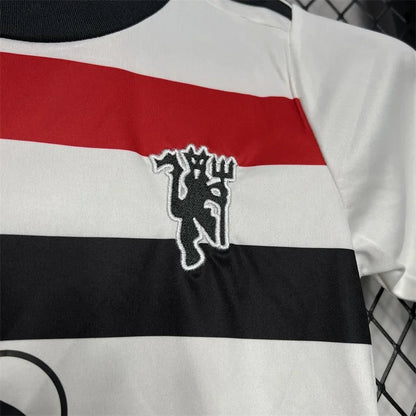 2024/2025 Manchester United Alternativa Visitante Talla Niño