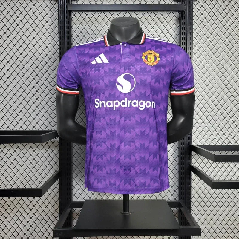 Manchester United "Crimson Mirage" Edición Especial