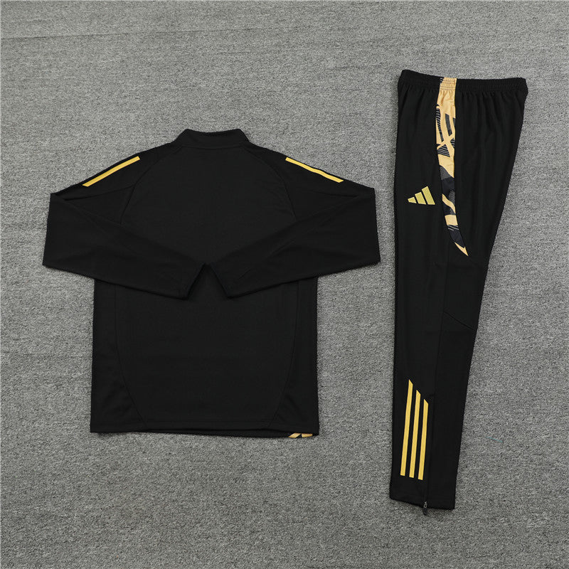 Real Madrid Black and Gold Chándal