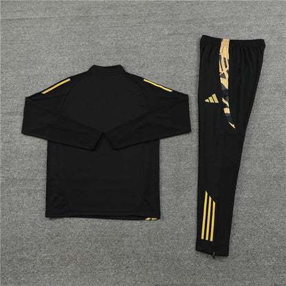 Real Madrid Black and Gold Chándal